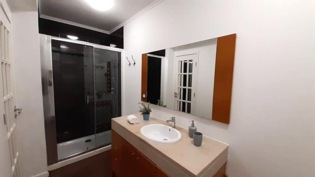 Porto Downtown Main Str Apartment Bagian luar foto